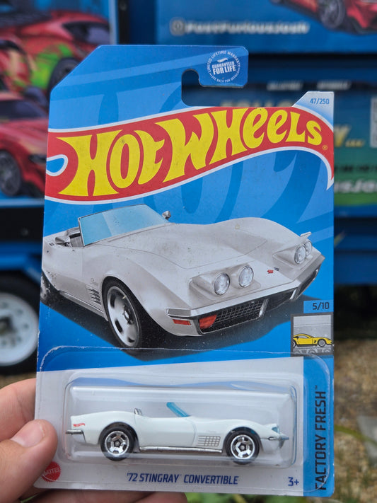 1972 stingray Corvette convertible