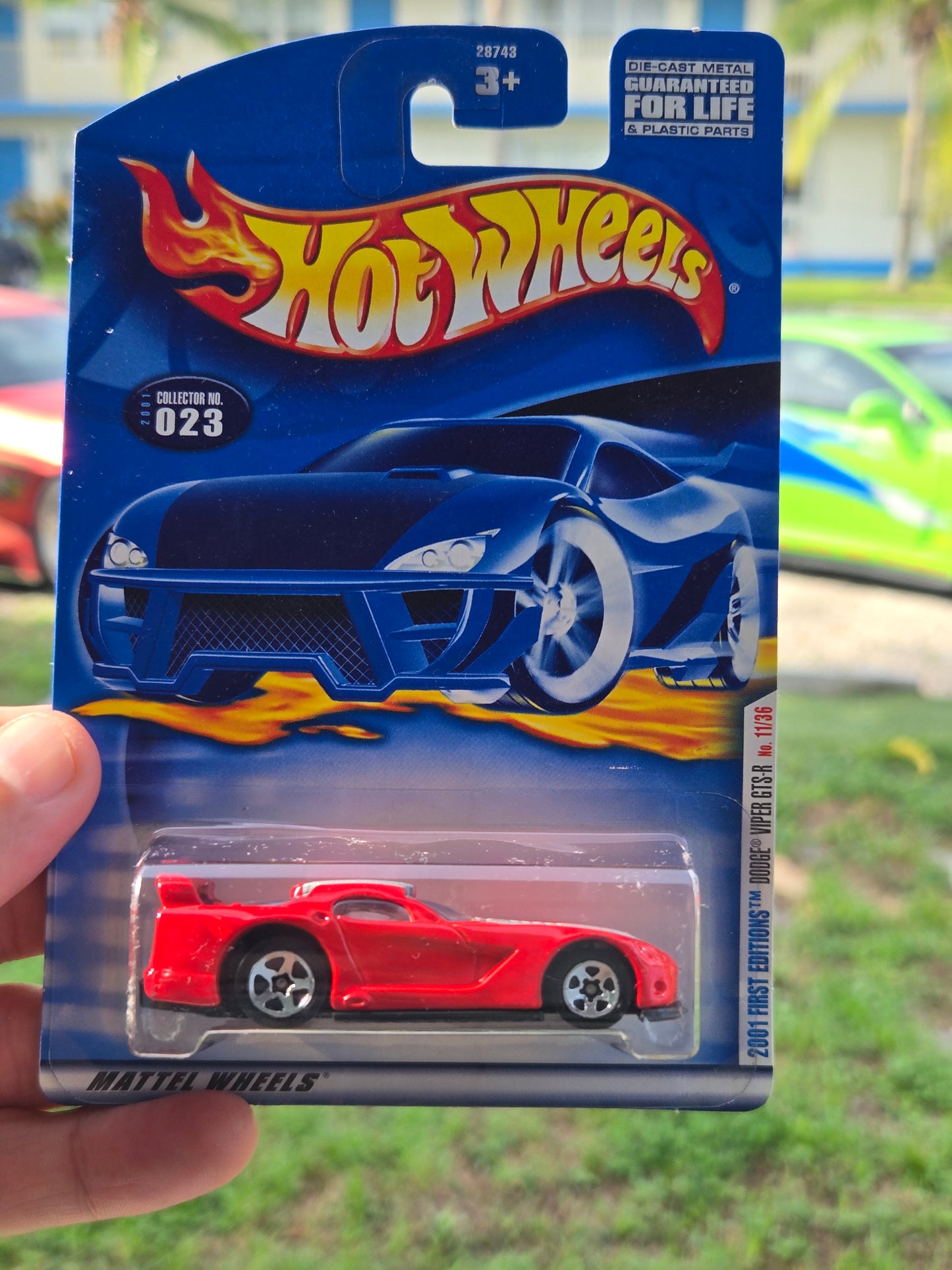 2001 first edition Dodge Viper GTS-R 11/36