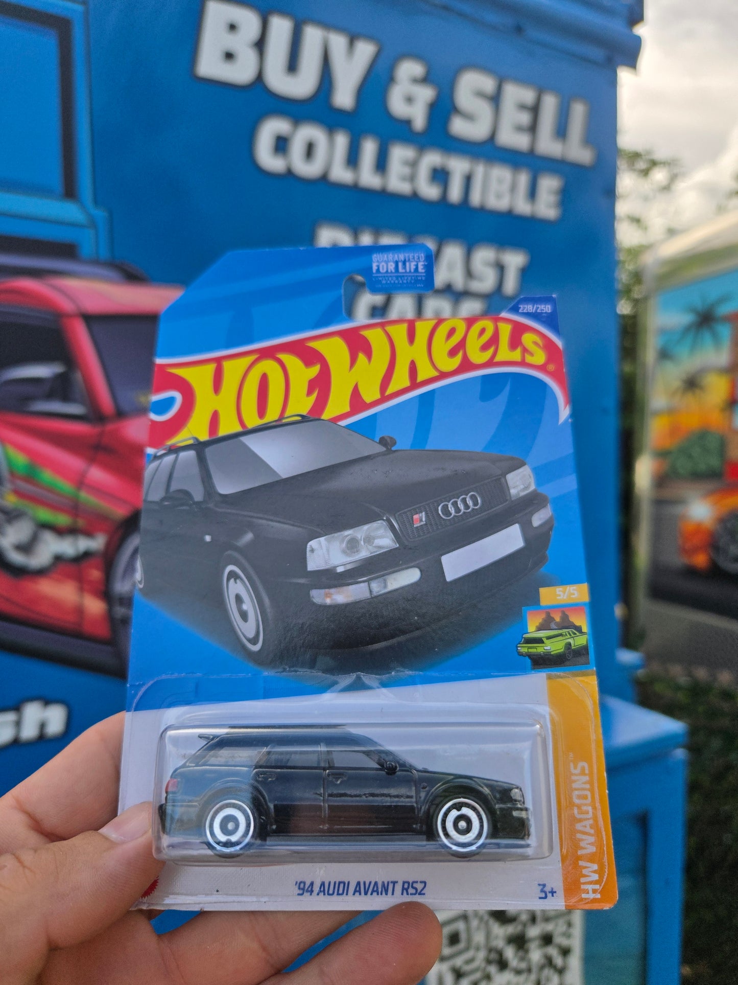‘94 Audi Avant RS2 wagon - black