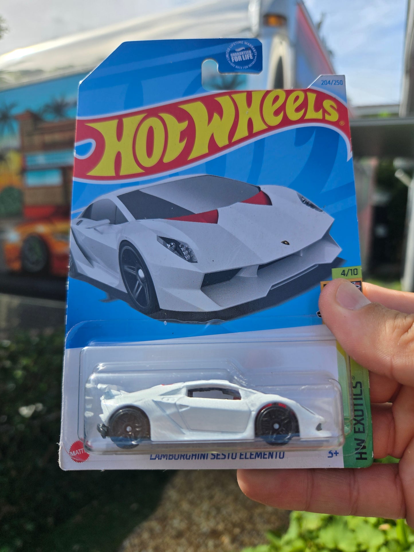 Lamborghini Sesto Elemento - white