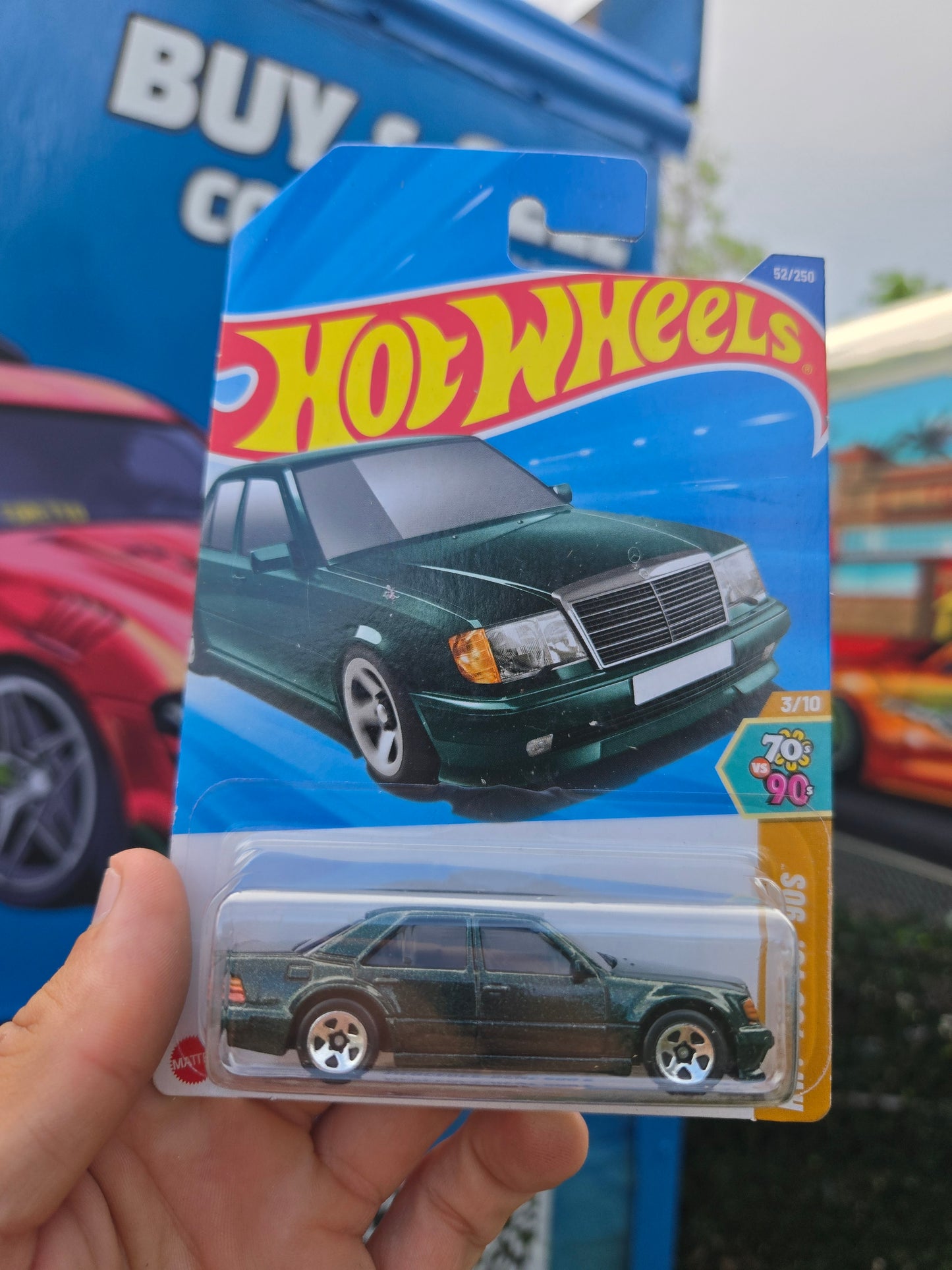 Mercedes-Benz 500 E - green