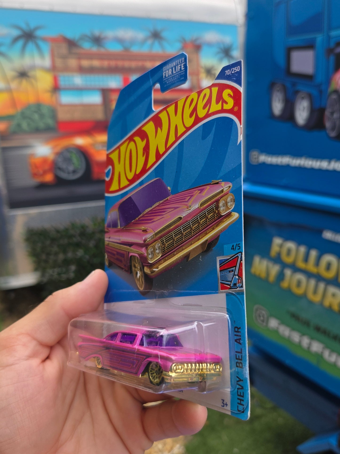1959 Chevy Impala – pink