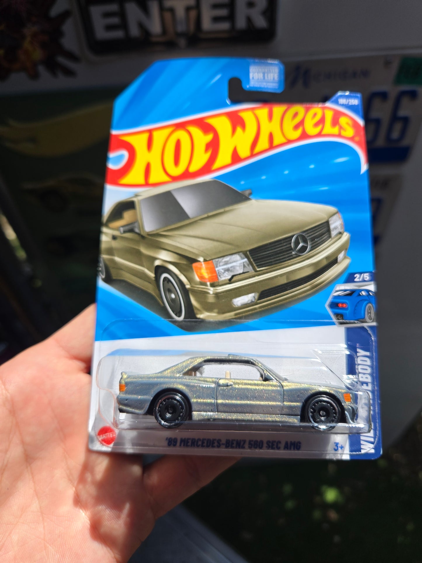 ‘89 Mercedes-Benz 560 SEC AMG - Pearl gold Mercedes