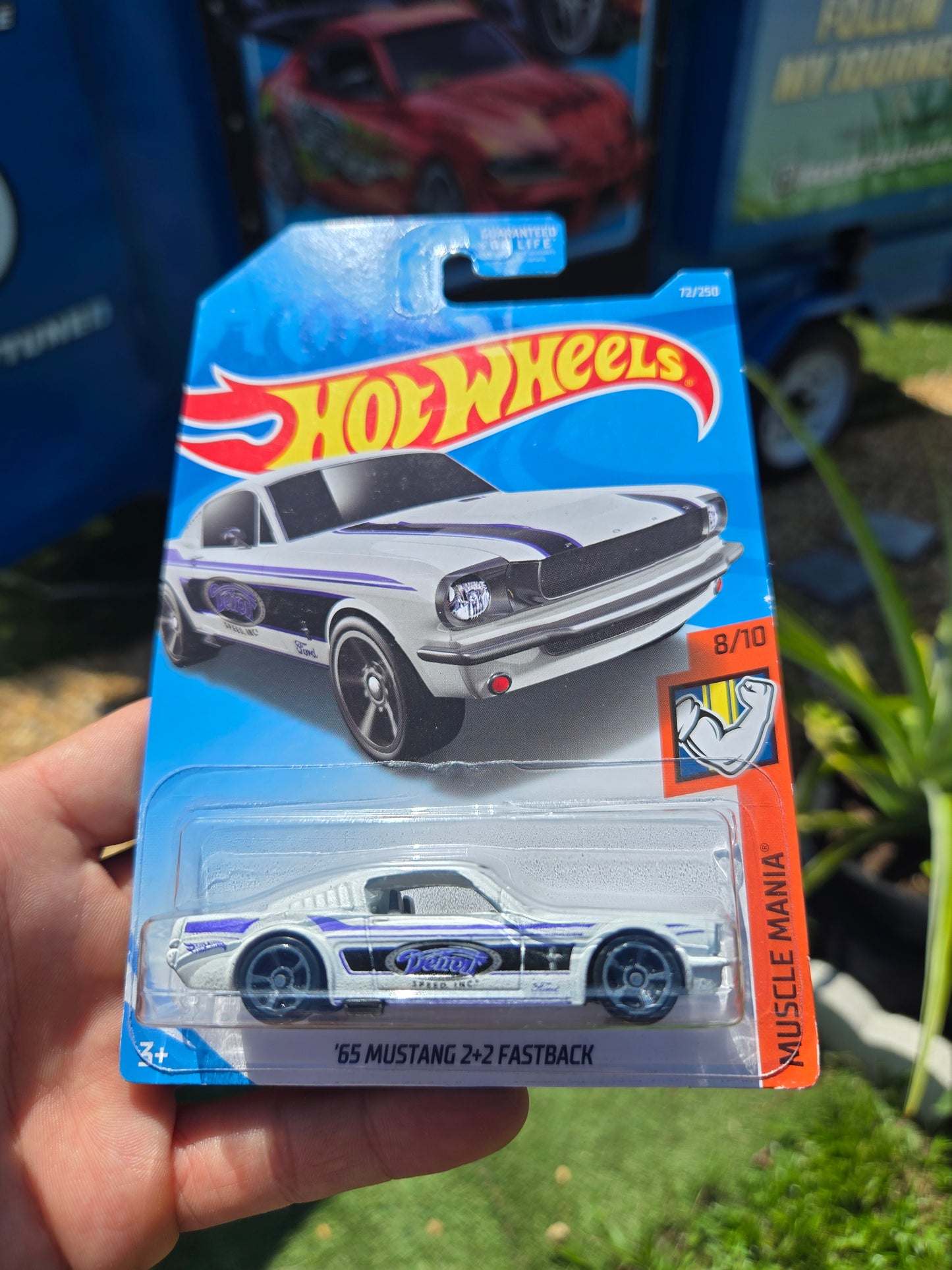 '65 Ford Mustang 2+2 fastback - white/black/purple