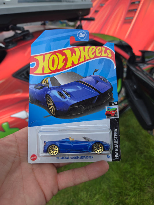 '17 Pagani Huayra Roadster - Blue