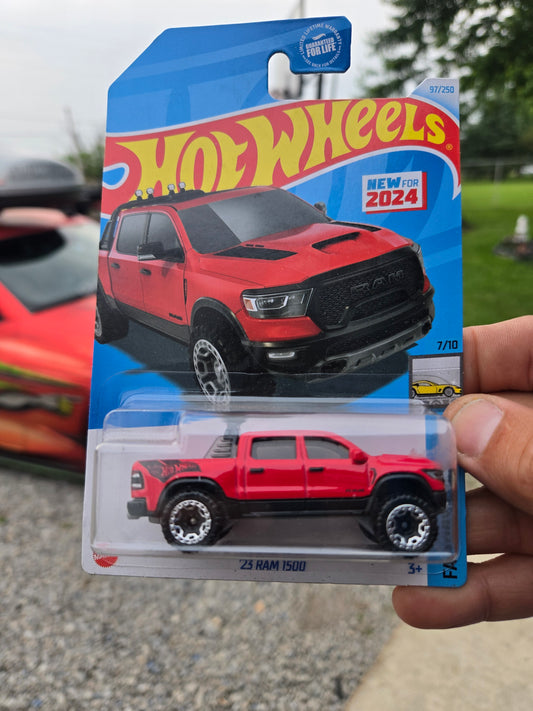‘23 Ram 1500 (TRX) - red