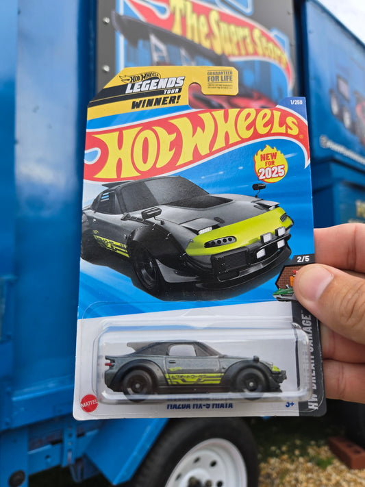 ‘91 Mazda MX-5 Miata (legends tour winner)- gray