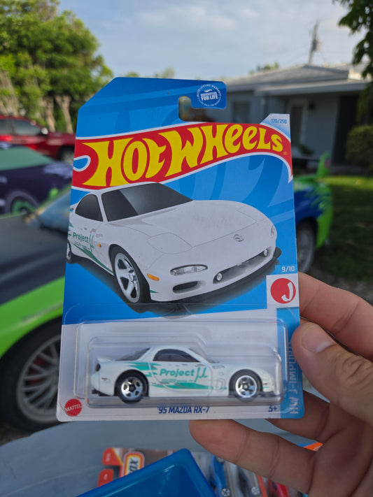 ‘95 Mazda RX7- white
