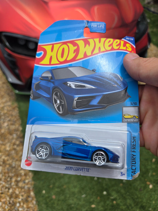 2020 Chevy Corvette C8 – blue (coupe)