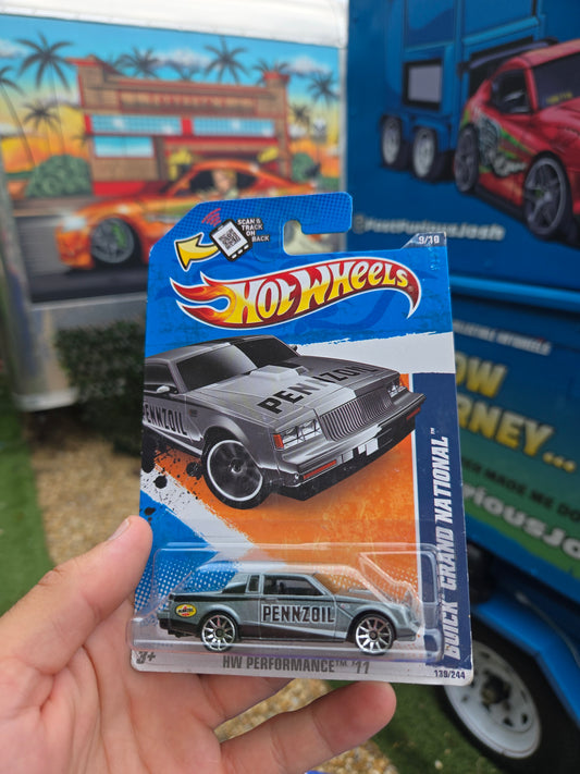Buick grand national – silver Pennzoil