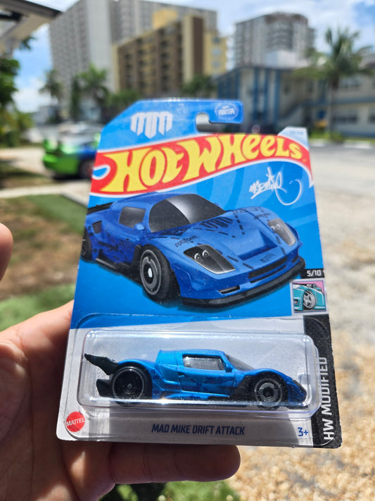 MAD Mike drift attack - blue