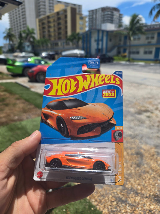 Koenigsegg Gemera-orange