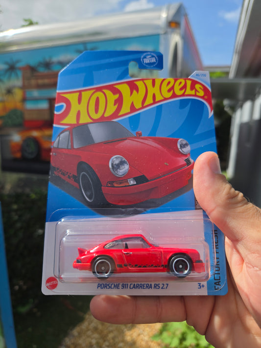 Porsche 911 Carrera RS 2.7 – red