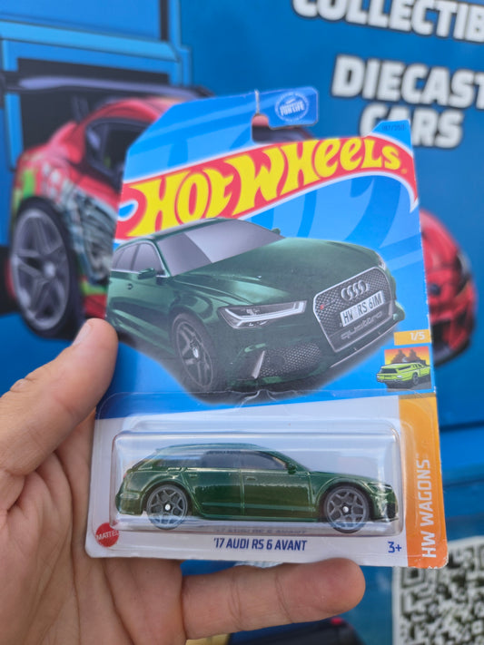 ‘17 Audi RS6 Avant wagon - green