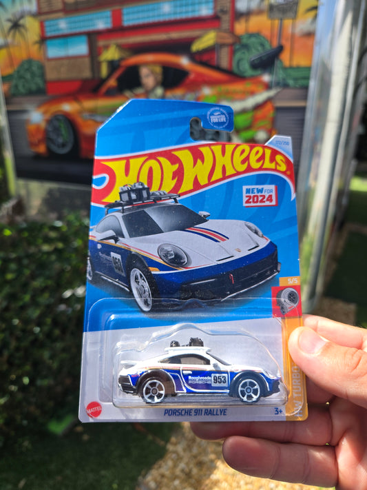 Porsche 911 Rallye - white