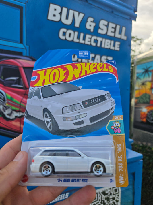 ‘94 Audi Avant RS2 wagon - white