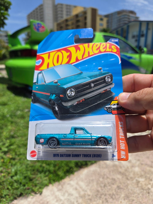 1975 Datsun Sunny Truck B120 - teal