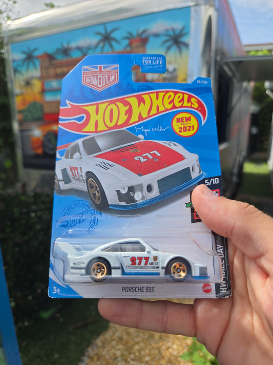 Porsche 935 - white (Magnus Walker)