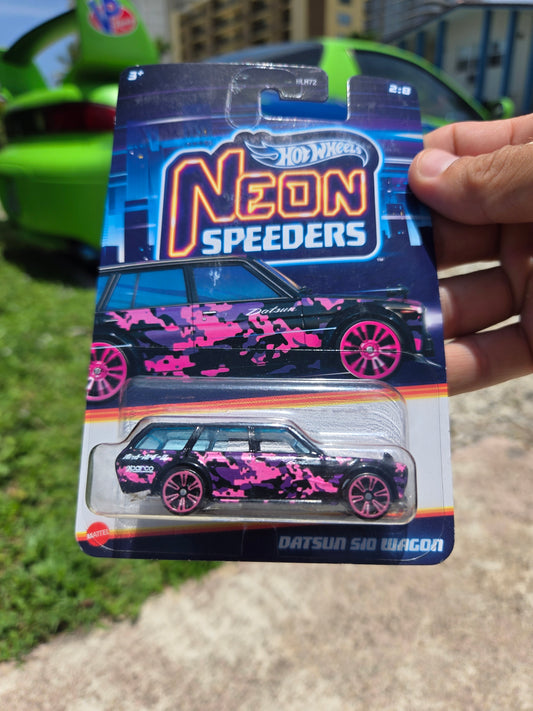 Datsun 510 Wagon - neon speeders