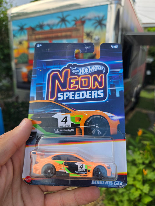 BMW M3 GT2 – neon speeder orange