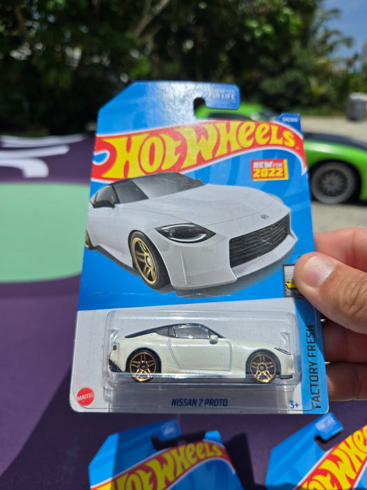 Nissan Z - white (proto)