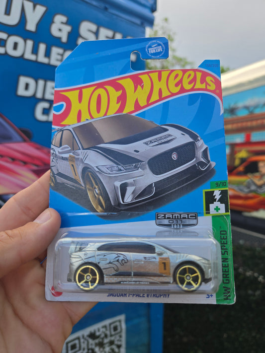 Jaguar I – pace trophy – Zamac ( Walmart exclusive)