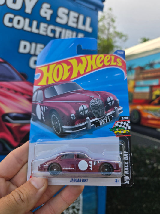 Jaguar Mk1 -  maroon