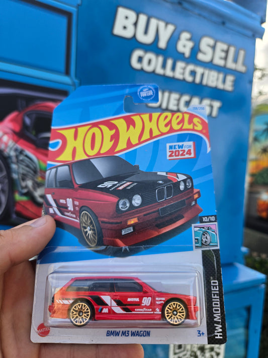 BMW M3 wagon – red