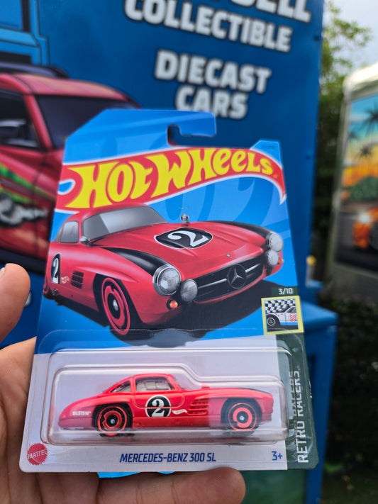 Mercedes-Benz 300 SL - Red