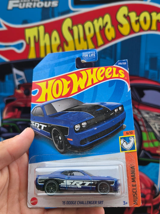 2015 Dodge Challenger SRT – blue/black