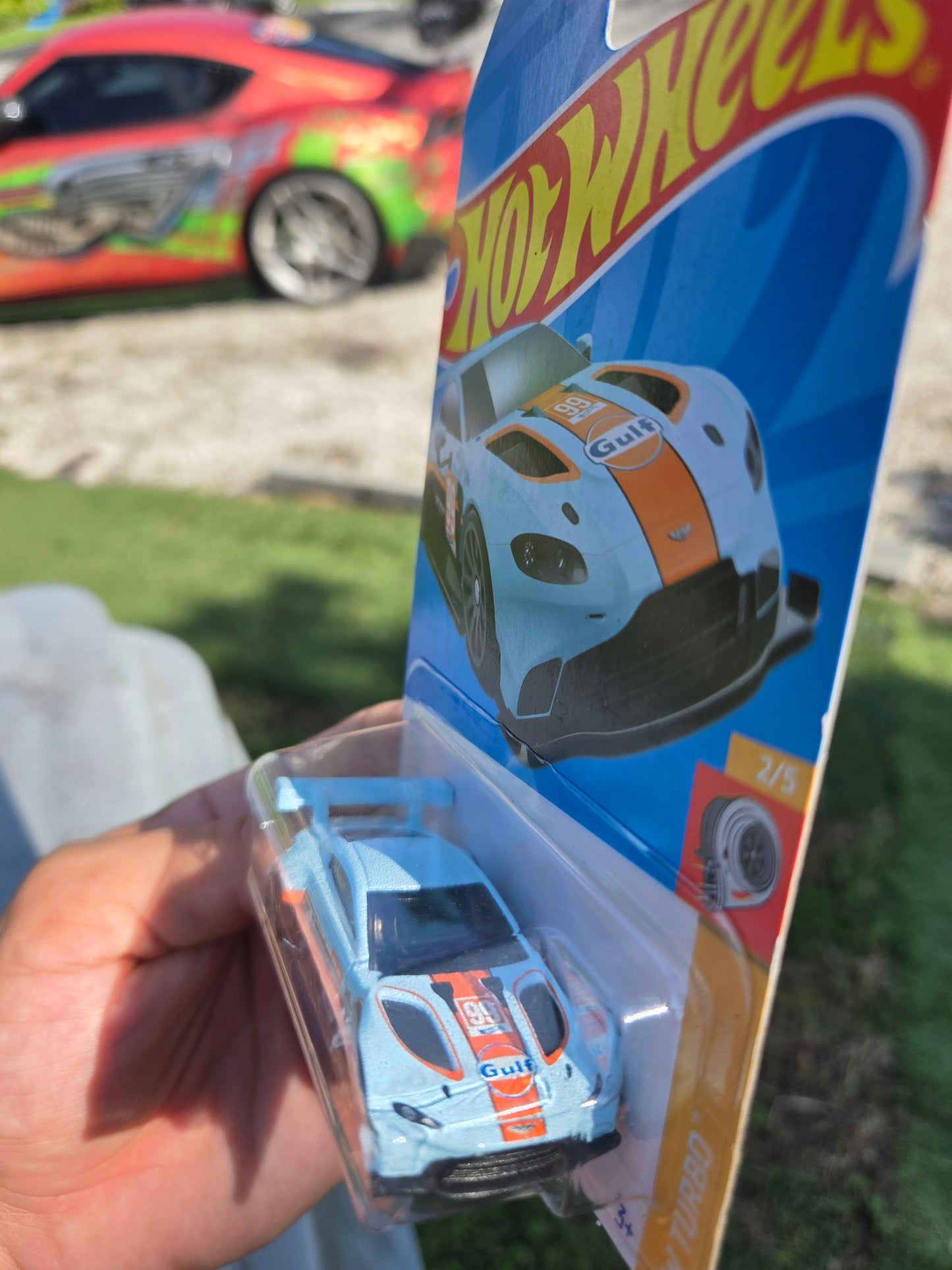 Aston Martin Vantage GTE – Gulf blue
