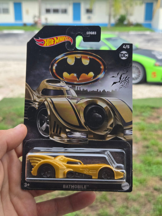 Batman Batmobile  - gold